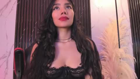 Selena online show from 10, 3, 2025