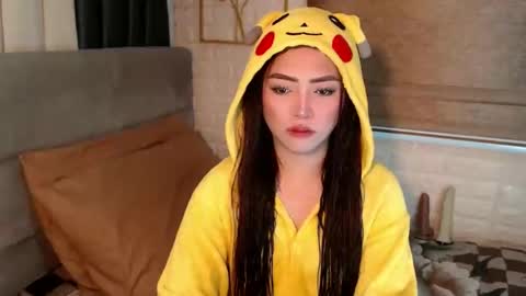 JEN  online show from 7, 1, 2025