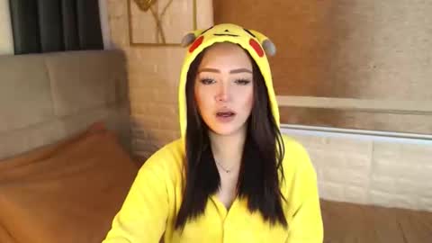 JEN  online show from 11, 9, 2025