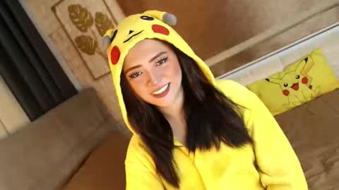 JEN  online show from 21, 9, 2025