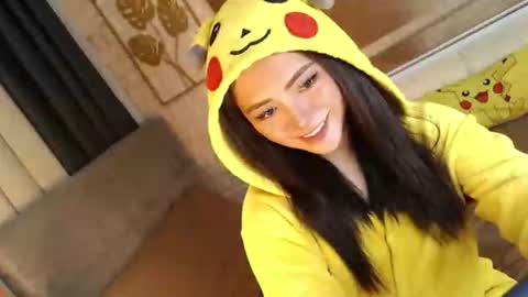 JEN  online show from 24, 9, 2025