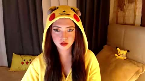 JEN  online show from 11, 4, 2026