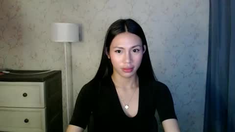 Snapshot of yourdreamgirlgwen chatting on 21, 5, 2026 GWENI online show from 21, 5, 2026