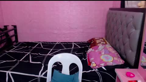 Snapshot of yourdreamisabell chatting on 24, 2, 2025 yourdreamisabell online show from 24, 2, 2025