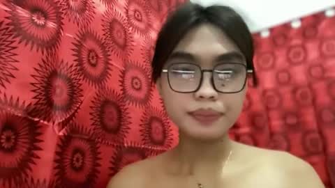 Snapshot of yourehot_sedny chatting on 13, 5, 2026 yourehot_sedny online show from 13, 5, 2026