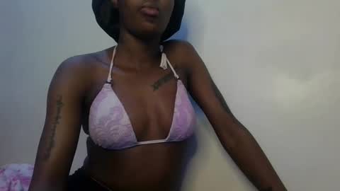 Snapshot of yourfavnigtnurse chatting on 16, 9, 2025 Flower online show from 16, 9, 2025