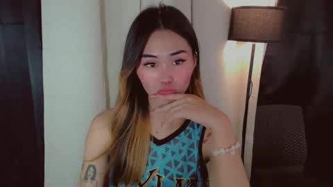 Snapshot of yourfavorateremi chatting on 23, 10, 2025 Remrem online show from 23, 10, 2025