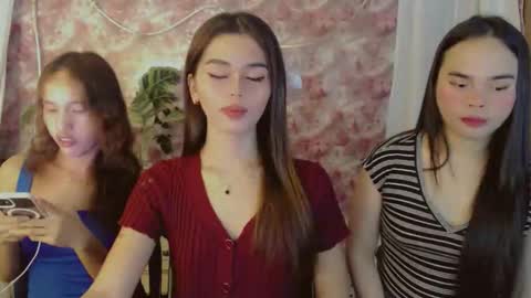 Snapshot of yourfavoratesunshine chatting on 3, 6, 2026 Sunshine online show from 3, 6, 2026