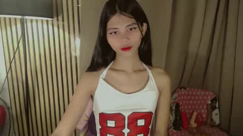 Snapshot of yourfavoratevivian chatting on 8, 2, 2026 Vivian online show from 8, 2, 2026