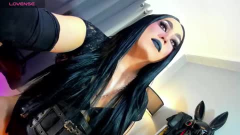  not into STINGY and CHEAP people online show from 21, 10, 2025