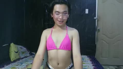 yourhotdodz online show from 6, 4, 2026