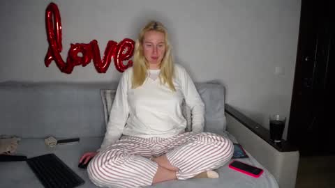 Iamyourdream online show from 6, 3, 2025