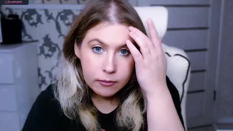 Snapshot of yourkarma_2_0 chatting on 3, 10, 2025 Karma online show from 3, 10, 2025