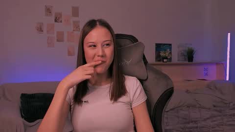 Nikol online show from 6, 10, 2025