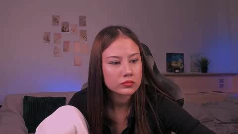 Nikol online show from 9, 10, 2025