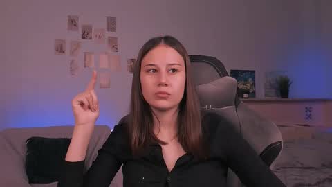 Nikol online show from 12, 10, 2025