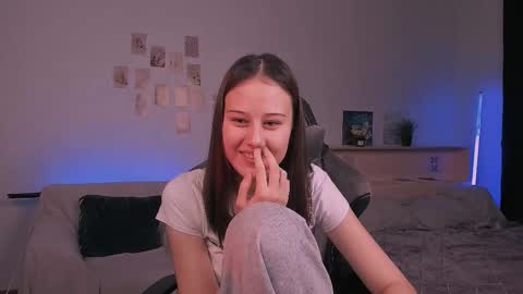 Nikol online show from 16, 10, 2025
