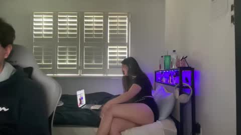 Snapshot of yourmila1 chatting on 25, 2, 2026 yourmila1 online show from 25, 2, 2026