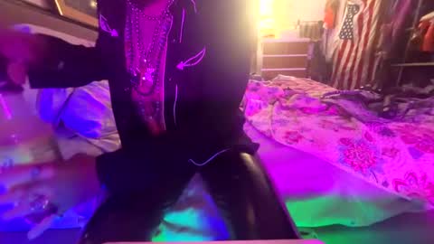 Snapshot of yourmynorthstar chatting on 19, 10, 2025 Edging4U online show from 19, 10, 2025