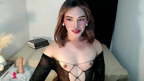 TIFFANY SUCKING QUEEN online show from 14, 5, 2026