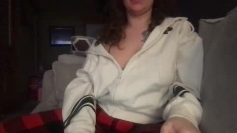 Snapshot of yournewbigmama chatting on 3, 2, 2025 yournewbigmama online show from 3, 2, 2025