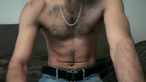 Snapshot of yournextguy0 chatting on 6, 1, 2026 Your Next Guy online show from 6, 1, 2026