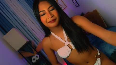 yourprettybella_ts online show from 31, 3, 2026