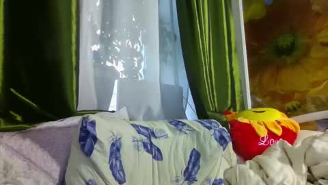 Snapshot of yoursexkroshka chatting on 9, 9, 2025 kroshka online show from 9, 9, 2025