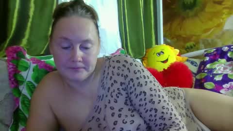 Snapshot of yoursexkroshka chatting on 6, 10, 2025 kroshka online show from 6, 10, 2025