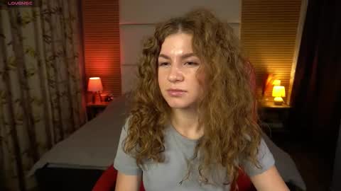 Snapshot of yoursgirlalice chatting on 6, 10, 2025 Alice online show from 6, 10, 2025