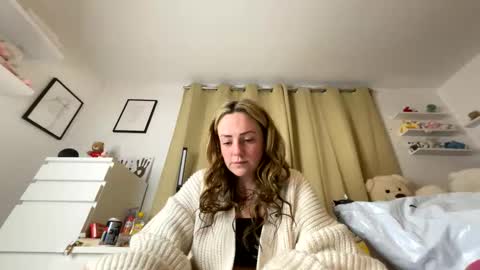 Snapshot of yoursofiablack chatting on 15, 10, 2025 yoursofiablack online show from 15, 10, 2025