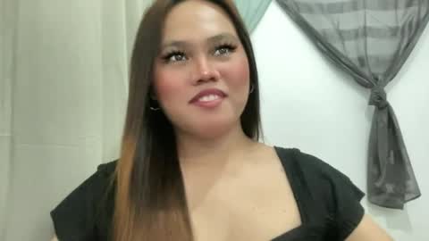Snapshot of yourspecialgirl_rhea chatting on 9, 7, 2026 yourspecialgirl_rhea online show from 9, 7, 2026
