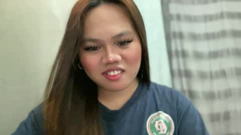 Snapshot of yourspecialgirl_rhea chatting on 18, 7, 2026 yourspecialgirl_rhea online show from 18, 7, 2026