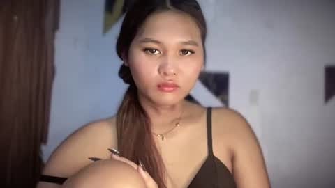 yoursweetgirl_zia online show from 19, 5, 2026