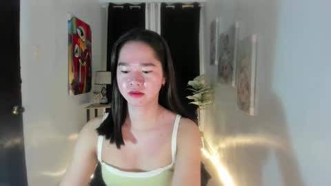 yourtinybunny online show from 13, 9, 2025