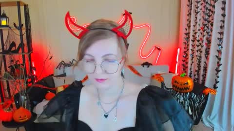 Snapshot of youruniverser chatting on 26, 10, 2025 Alice online show from 26, 10, 2025