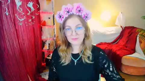 Snapshot of youruniverser chatting on 27, 10, 2025 Alice online show from 27, 10, 2025