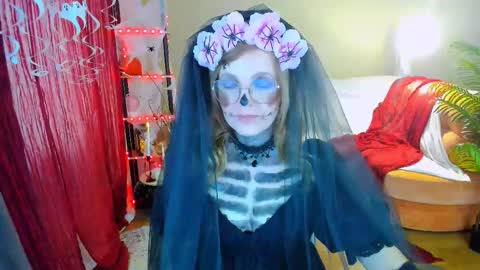 Snapshot of youruniverser chatting on 31, 10, 2025 Alice online show from 31, 10, 2025