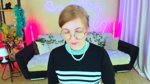 Snapshot of youruniverser chatting on 20, 11, 2025 Alice online show from 20, 11, 2025