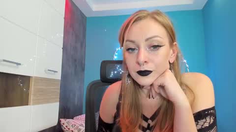 Snapshot of yourvenus00 chatting on 24, 1, 2025 YourVenus00 -Follow my OF online show from 24, 1, 2025
