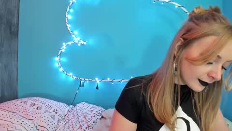Snapshot of yourvenus00 chatting on 30, 1, 2025 YourVenus00 -Follow my OF online show from 30, 1, 2025