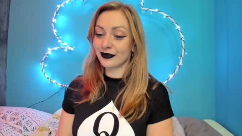 Snapshot of yourvenus00 chatting on 8, 2, 2025 YourVenus00 -Follow my OF online show from 8, 2, 2025