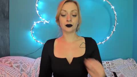 Snapshot of yourvenus00 chatting on 9, 2, 2025 YourVenus00 -Follow my OF online show from 9, 2, 2025