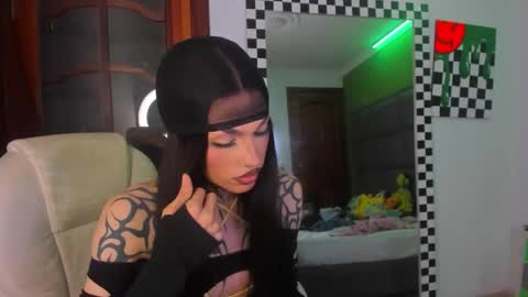 Snapshot of yourvirtualgirlfriennd chatting on 16, 11, 2025 GI online show from 16, 11, 2025