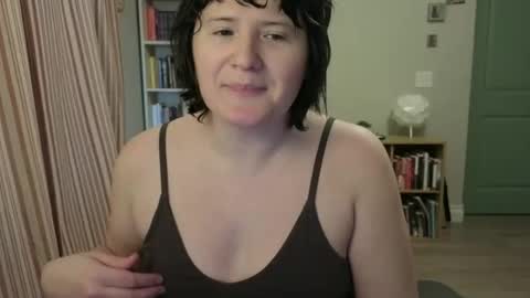 Rose Noire online show from 23, 2, 2026