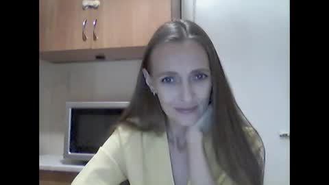 Snapshot of youur_light chatting on 20, 11, 2025 Youur light online show from 20, 11, 2025