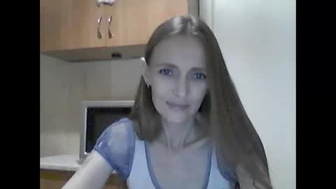 Snapshot of youur_light chatting on 25, 11, 2025 Youur light online show from 25, 11, 2025