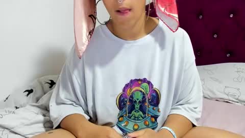 elizabeth  ju   online show from 17, 2, 2025