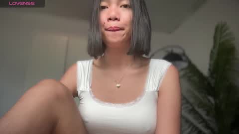 YowgineTheGreat online show from 31, 12, 2024