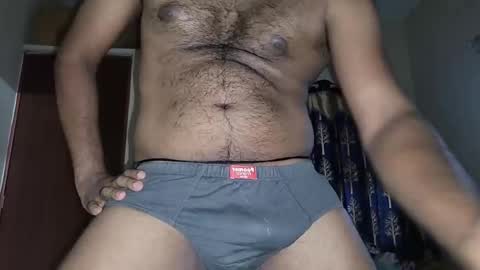 Snapshot of yoyostar chatting on 7, 3, 2025 Naughty Santa online show from 7, 3, 2025